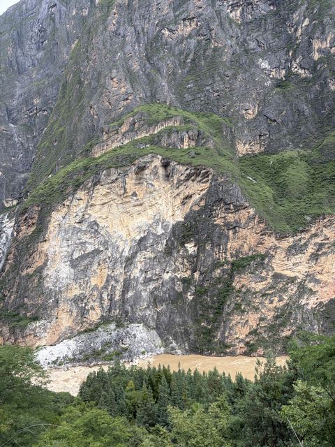 Photo in Tiger Leaping Gorge