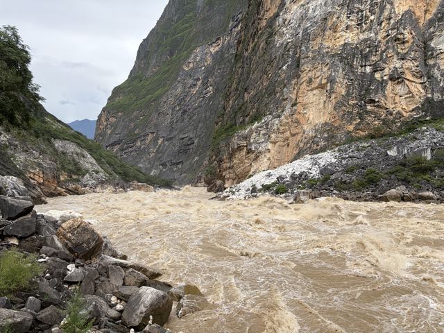 Photo in Tiger Leaping Gorge
